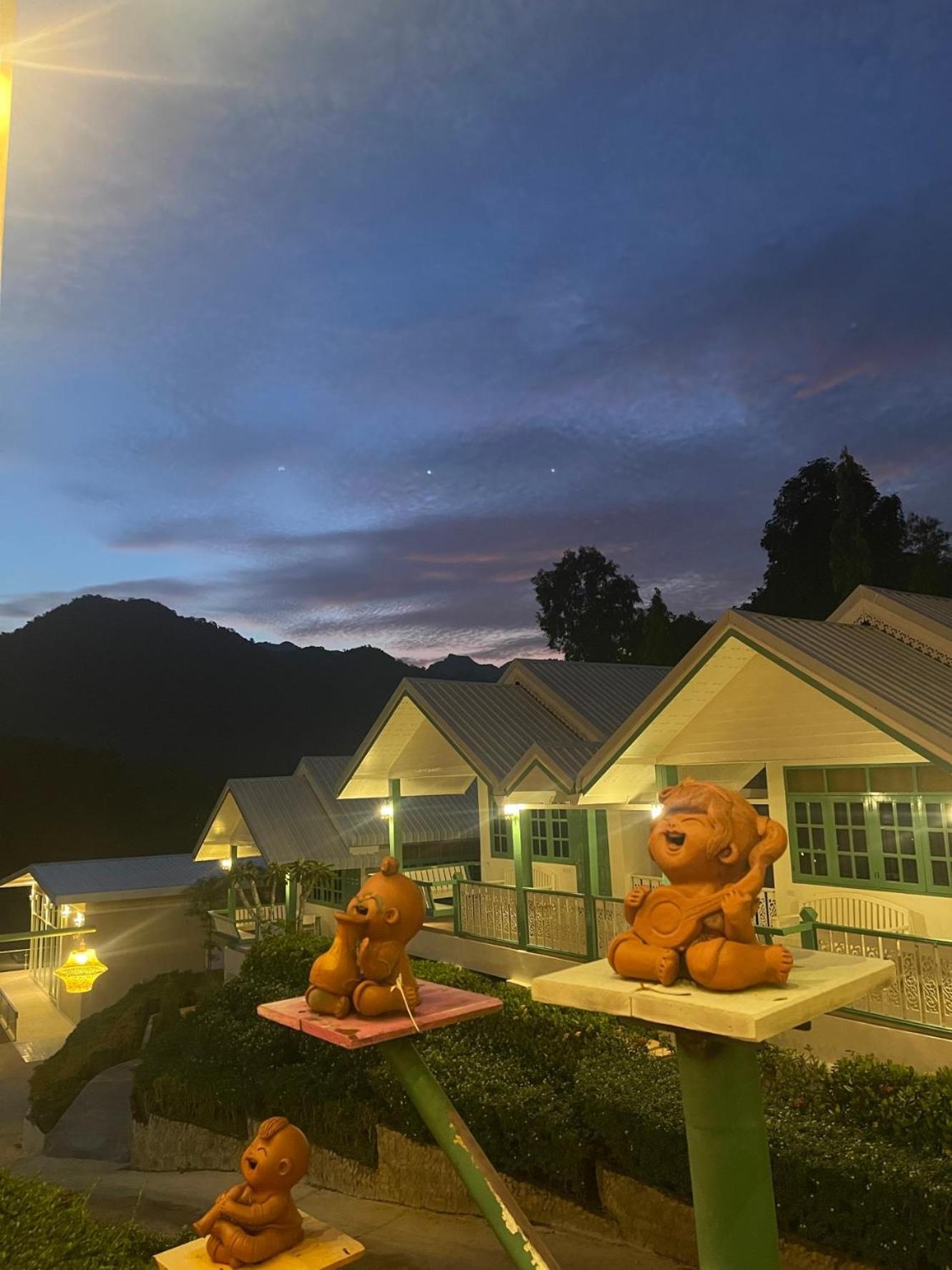 Baanpufa Resort Ban Huai Maenam Noi Exterior photo