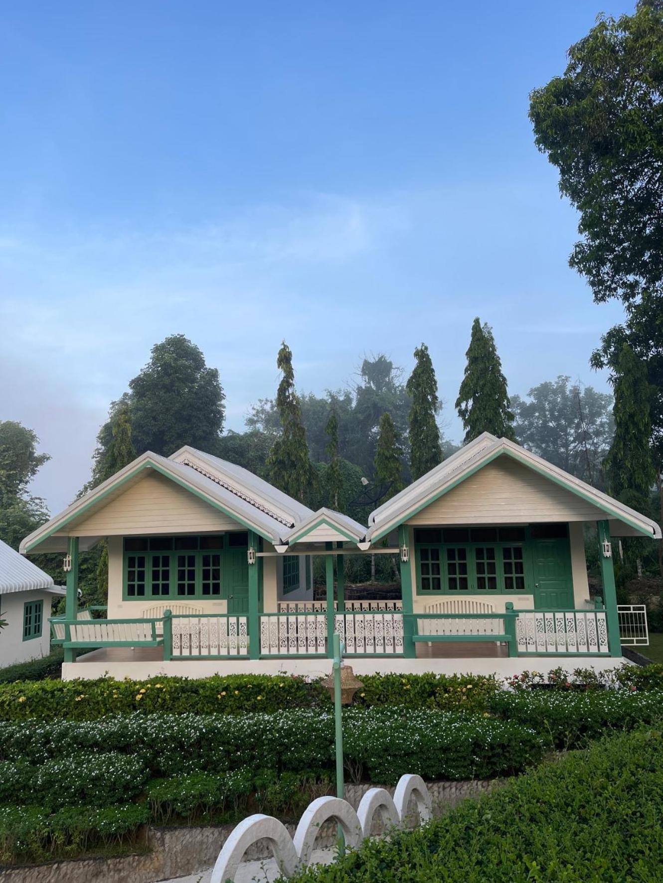 Baanpufa Resort Ban Huai Maenam Noi Exterior photo